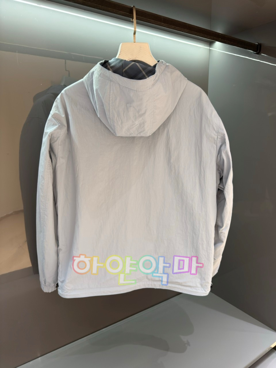 하얀악마 버버리 점퍼 (2).jpg