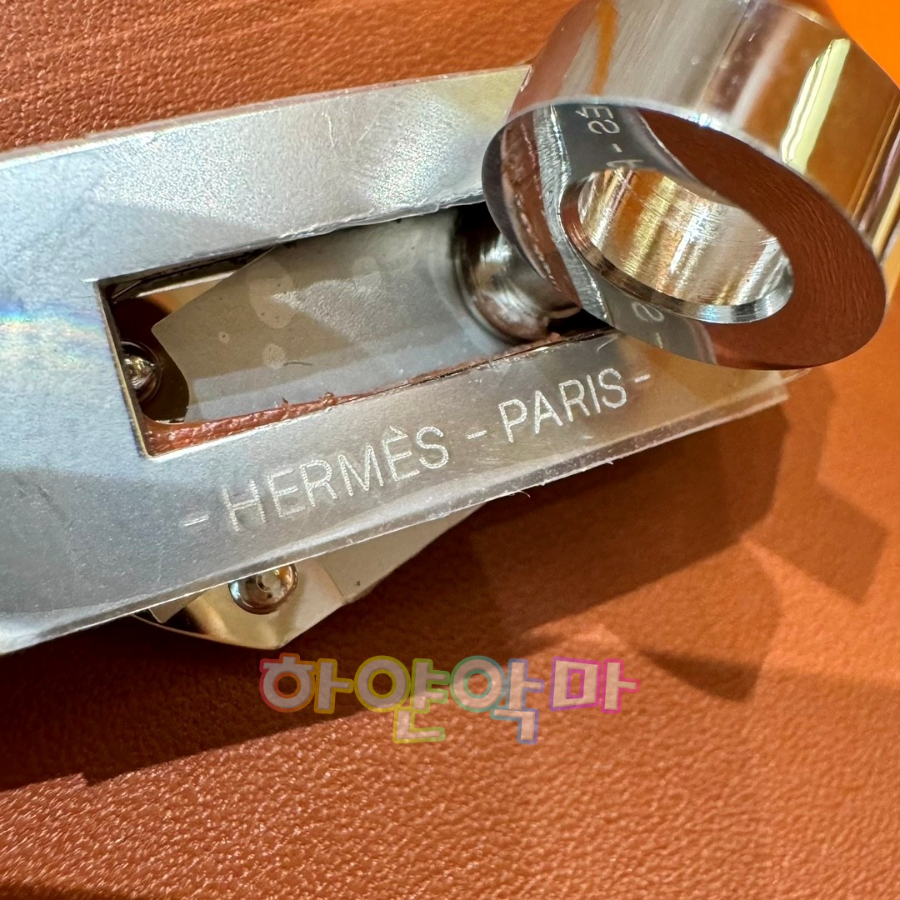 하얀악마 에르 오즈 (14).jpg