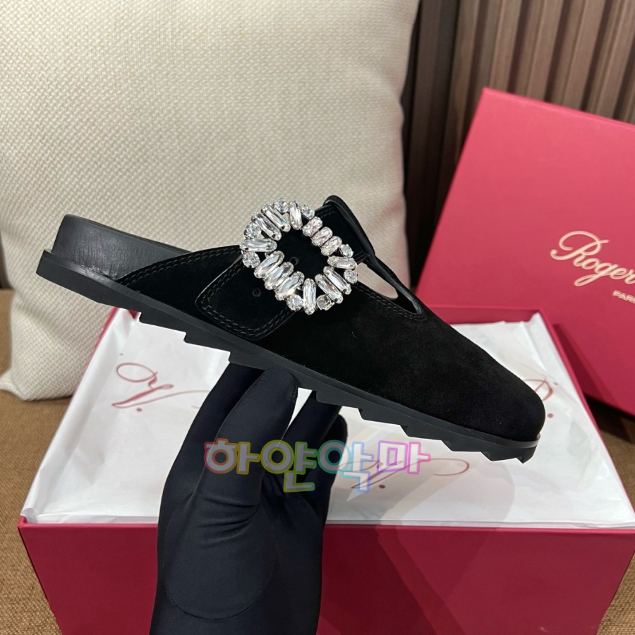 하얀악마 로저 블로퍼 (11).jpg