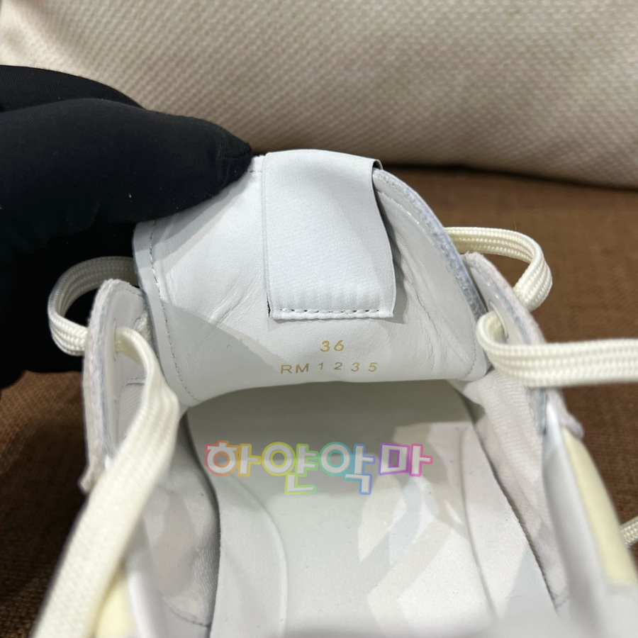 하얀악마 셀린느 운동화 (17).jpg