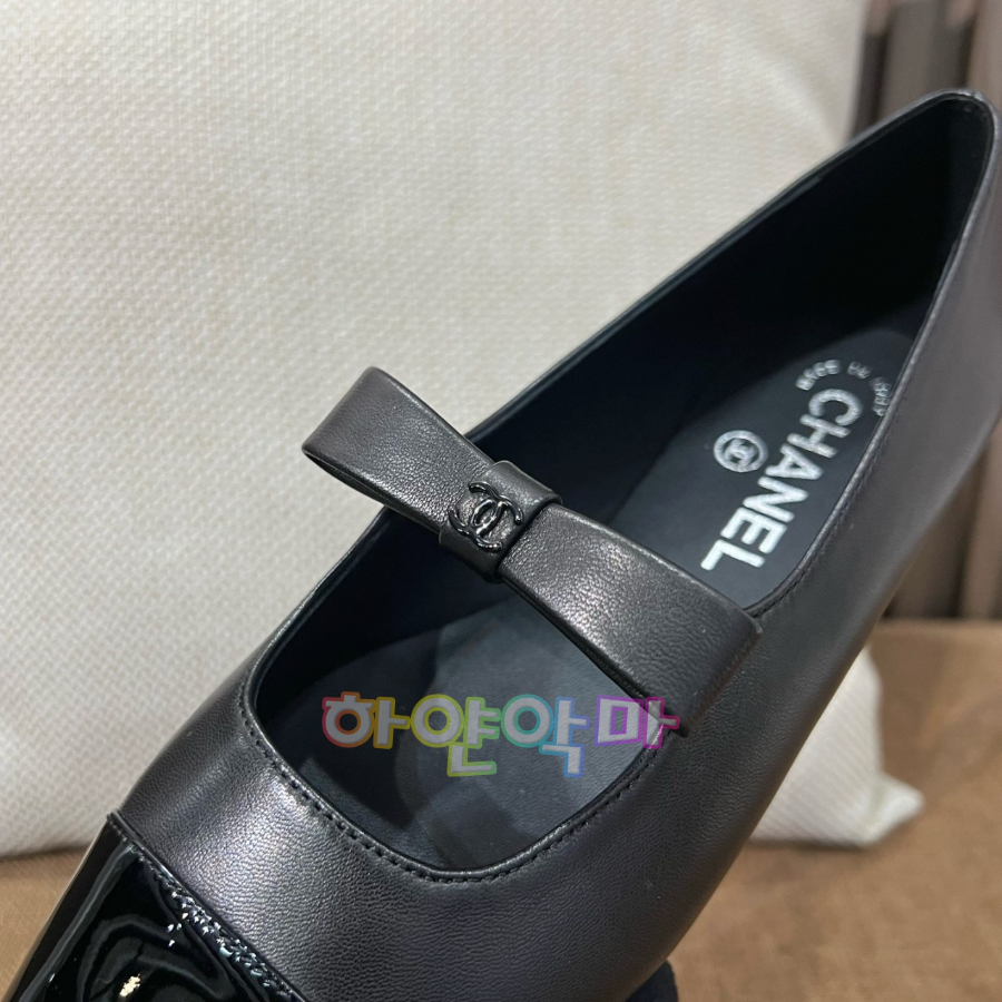 하얀악마 샤넬 플랫 (15).jpg