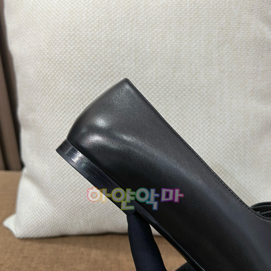 하얀악마 샤넬 플랫 (17).jpg