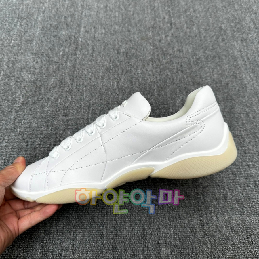 하얀악마 프라다 운동화 (10).jpg