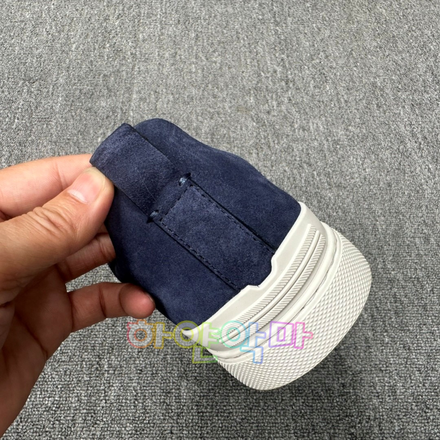 하얀악마 제냐 운동화 (14).jpg