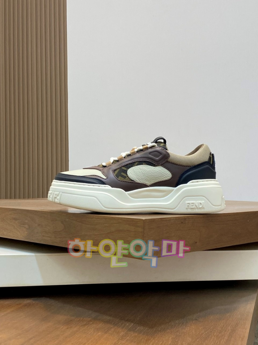 하얀악마 펜디 운동화 (4).jpg