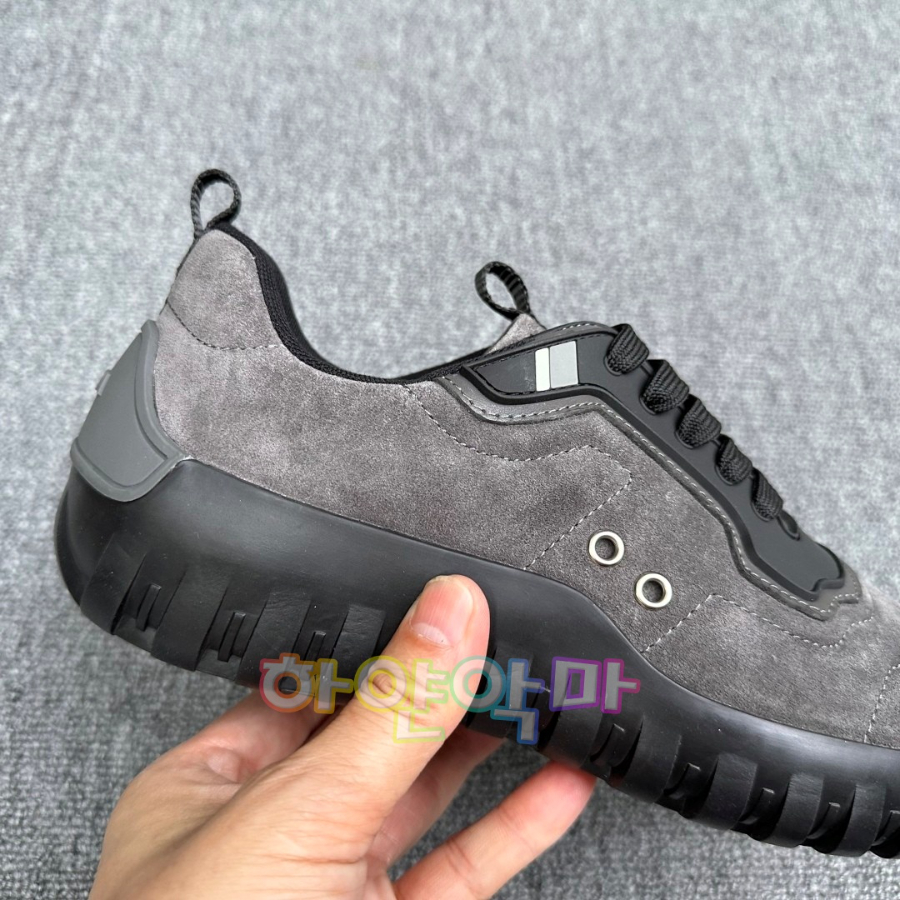 하얀악마 프라다 운동화 (8).jpg