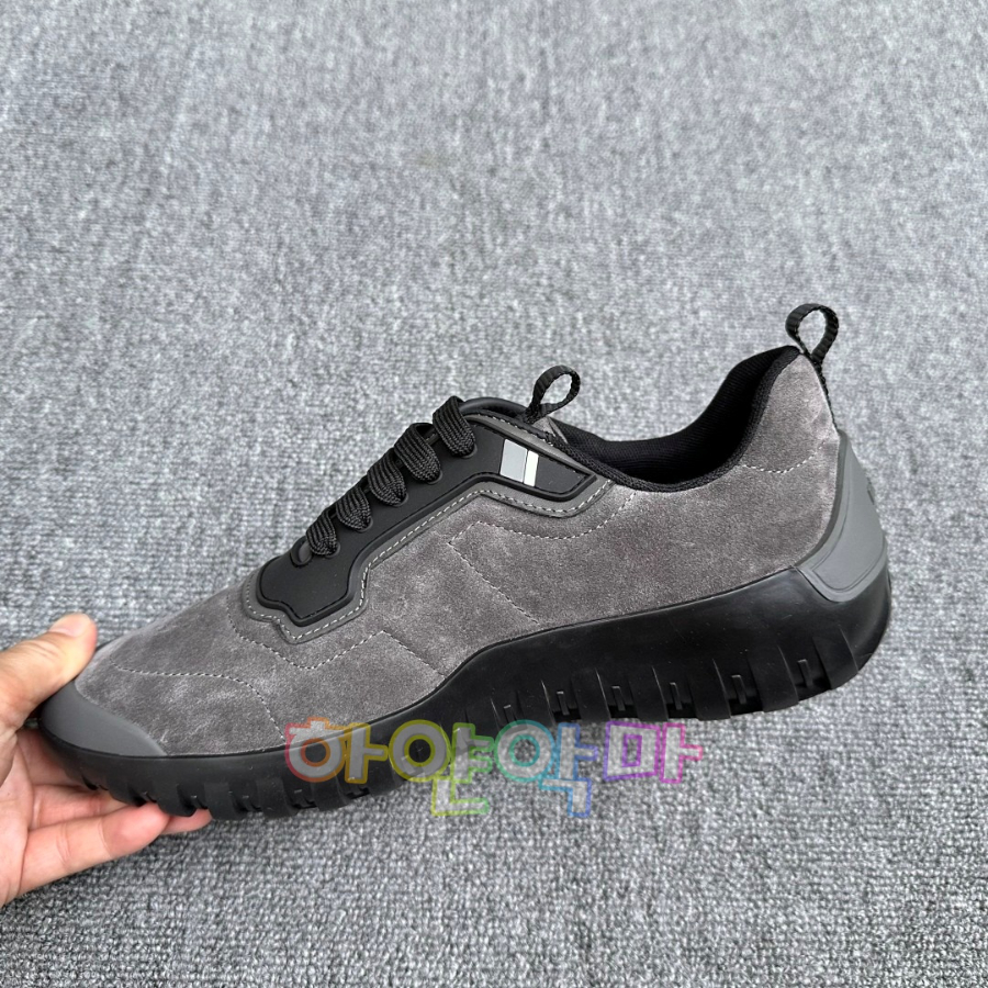 하얀악마 프라다 운동화 (10).jpg