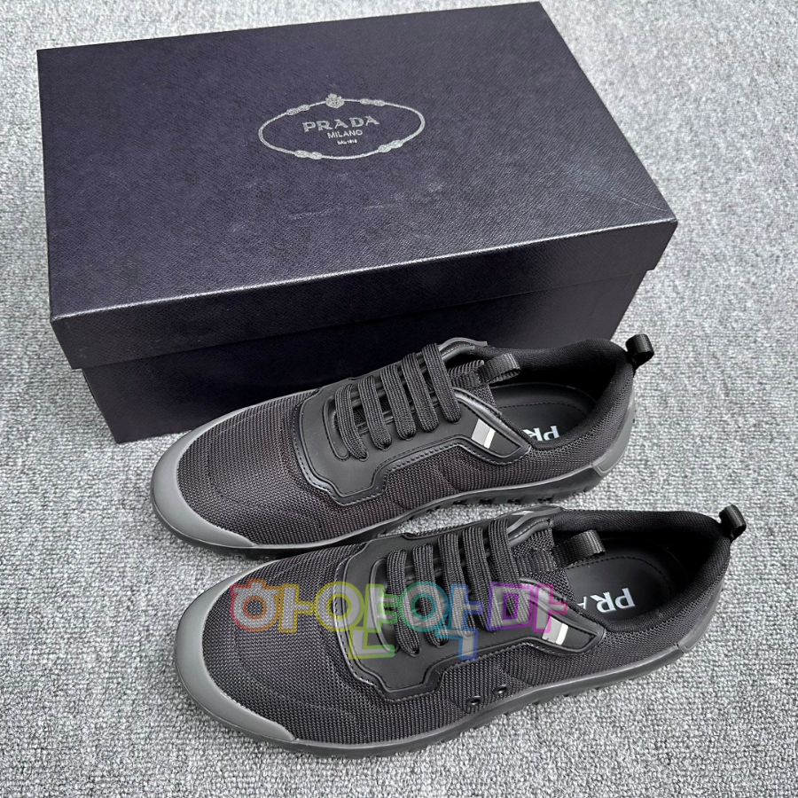 하얀악마 프라다 운동화 (2).jpg