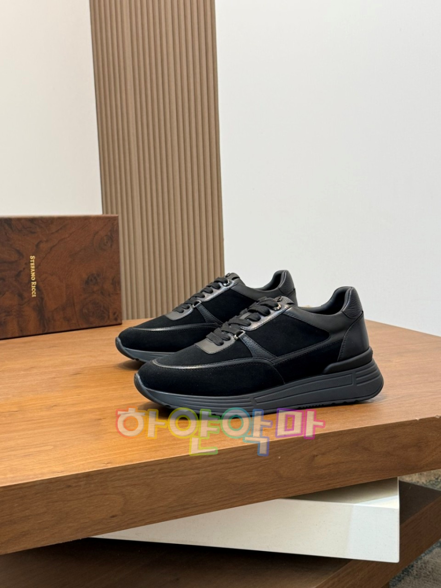 하얀악마 스테파노리치 운동화 (1).jpg