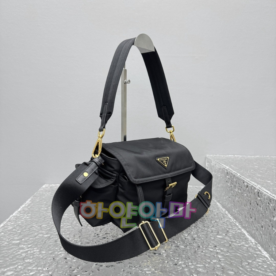 하얀악마 프라다 숄더백 (2).jpg