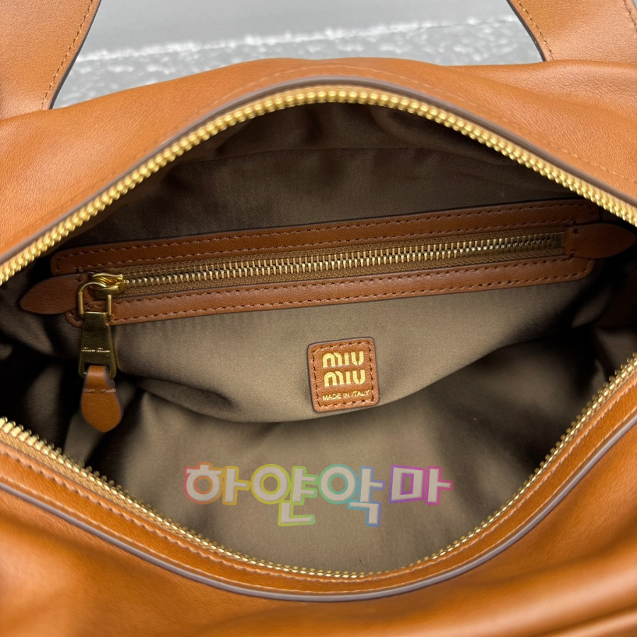 하얀악마 미우 핸들백 (9).jpg