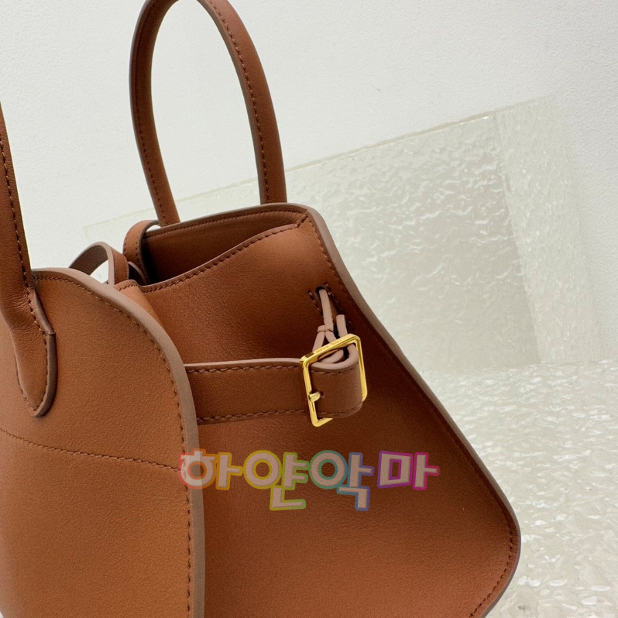 하얀악마 더로우 마고10 (6).jpg