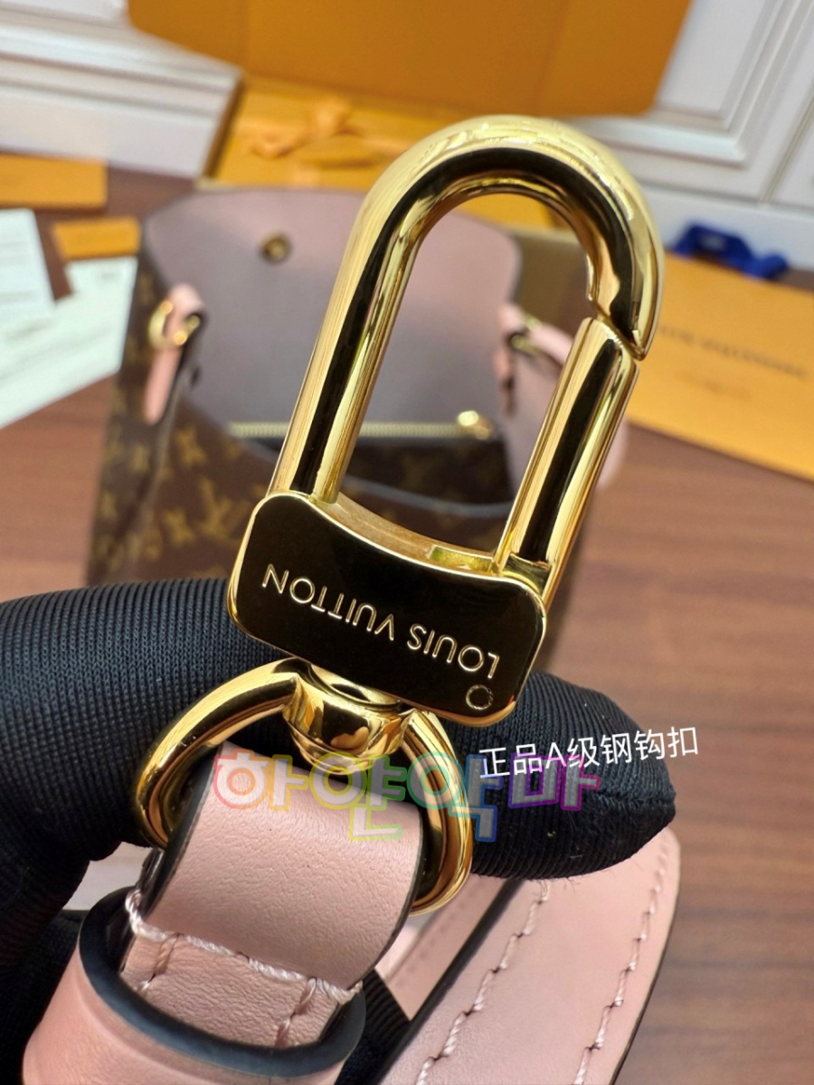 하얀악마 루이 네오노에 (19).jpg