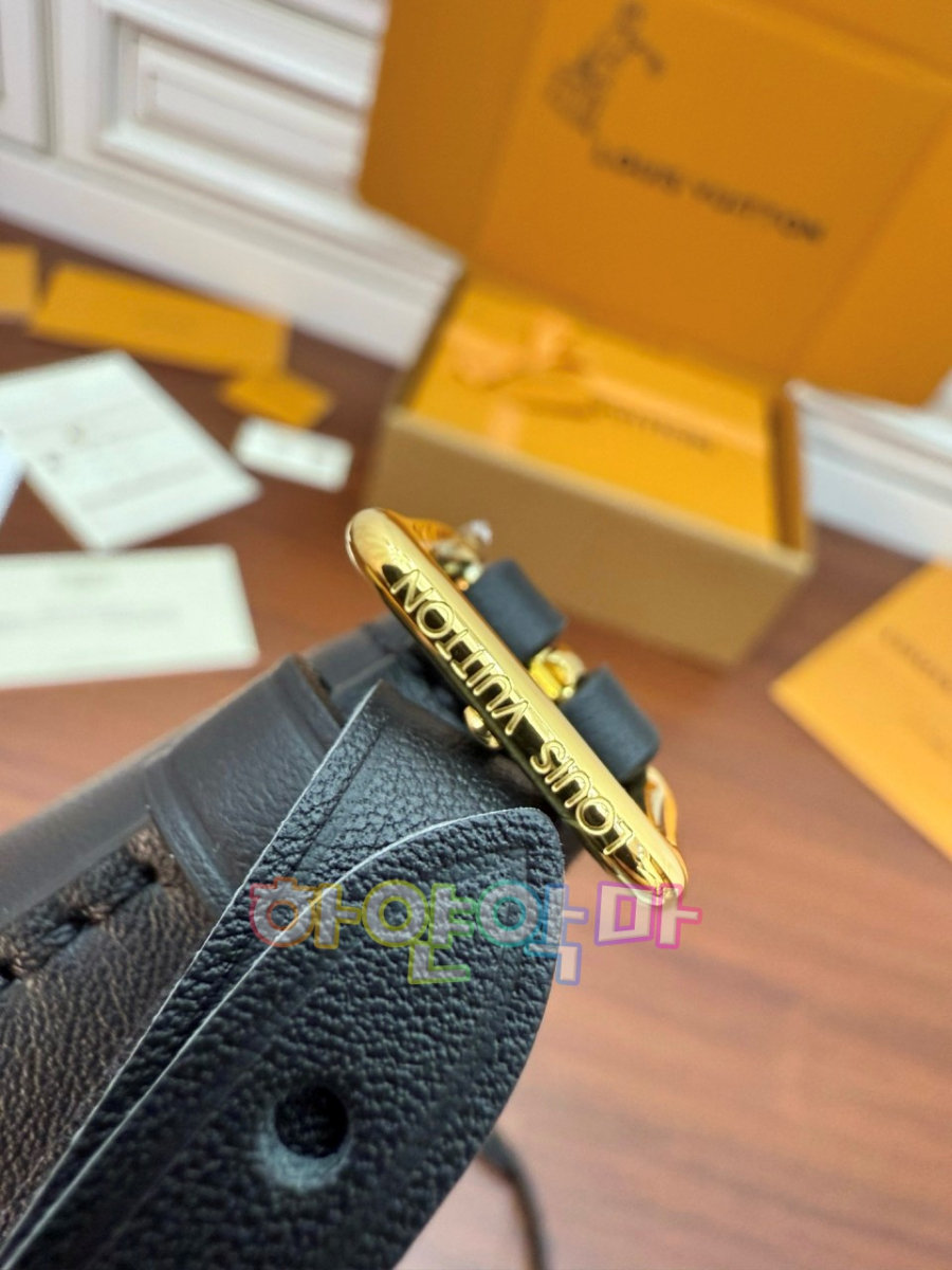 하얀악마 루이 포쉐트 (8).jpg