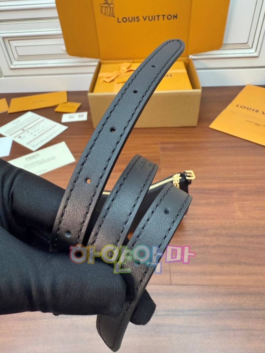 하얀악마 루이 포쉐트 (15).jpg