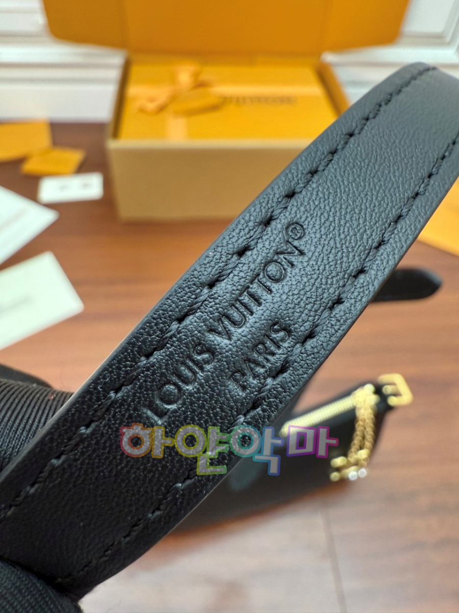 하얀악마 루이 포쉐트 (16).jpg