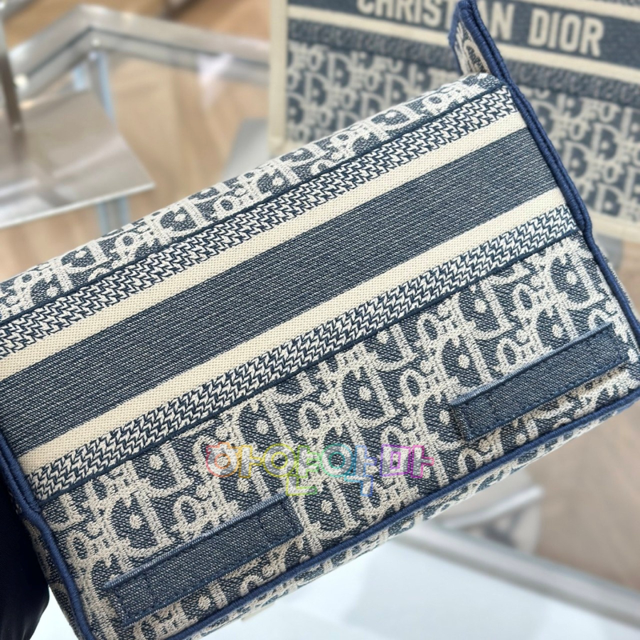 하얀악마 디올 캠프백 (6).jpg