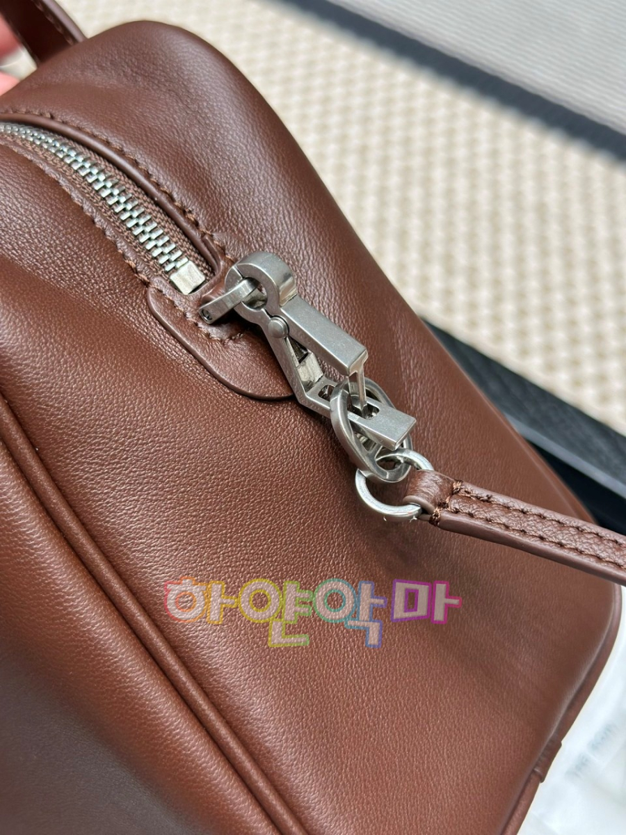 하얀악마 더로우 레이백 (11).jpg