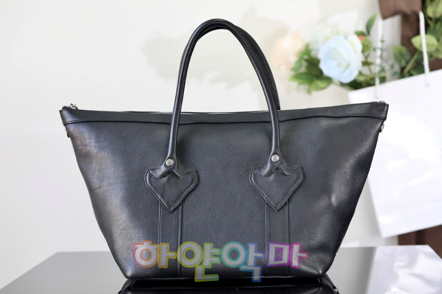 하얀악마 크롬하츠 모니카 (3).jpg