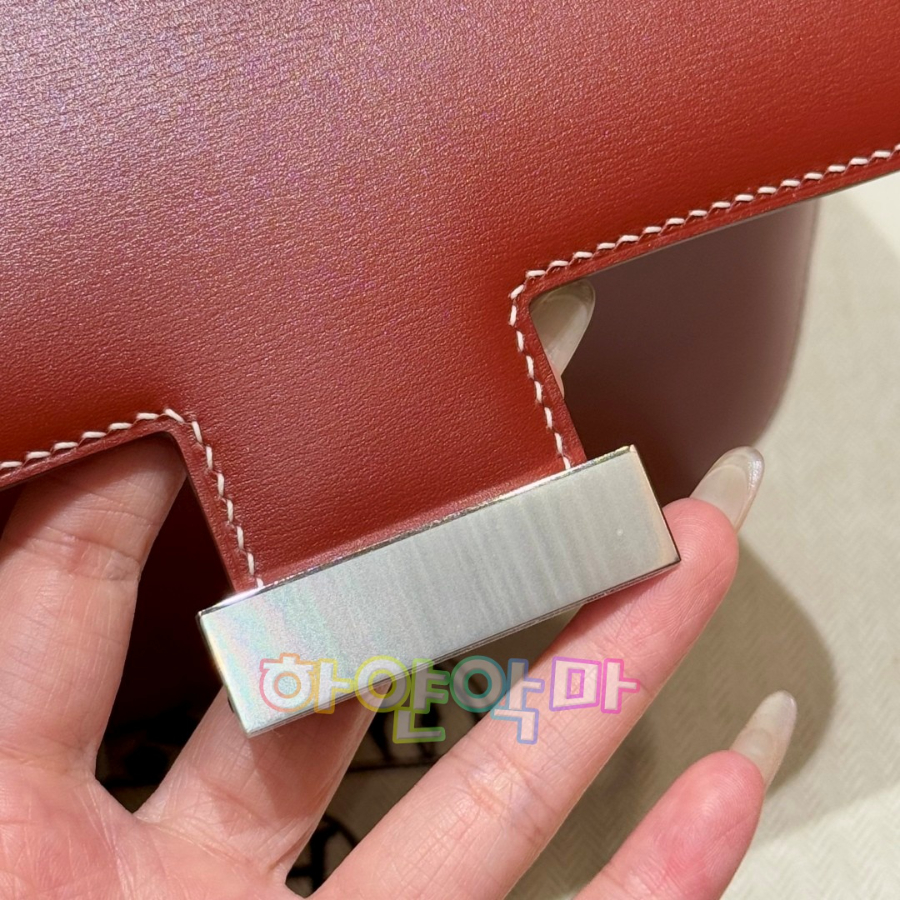 하얀악마 에르 콘스탄스 (13).jpg