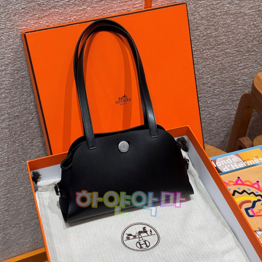 하얀악마 에르 타블리 (1).jpg