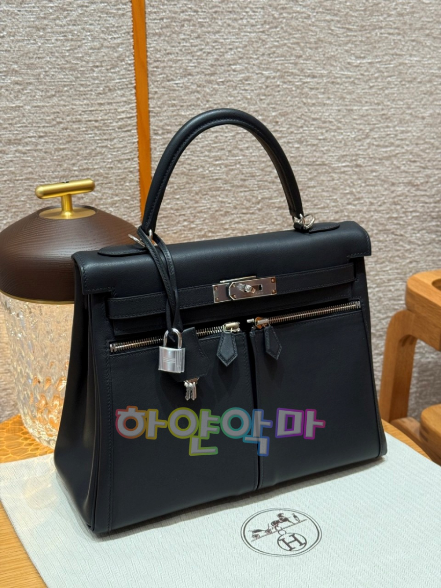 하얀악마 에르 라키스 (11).jpg