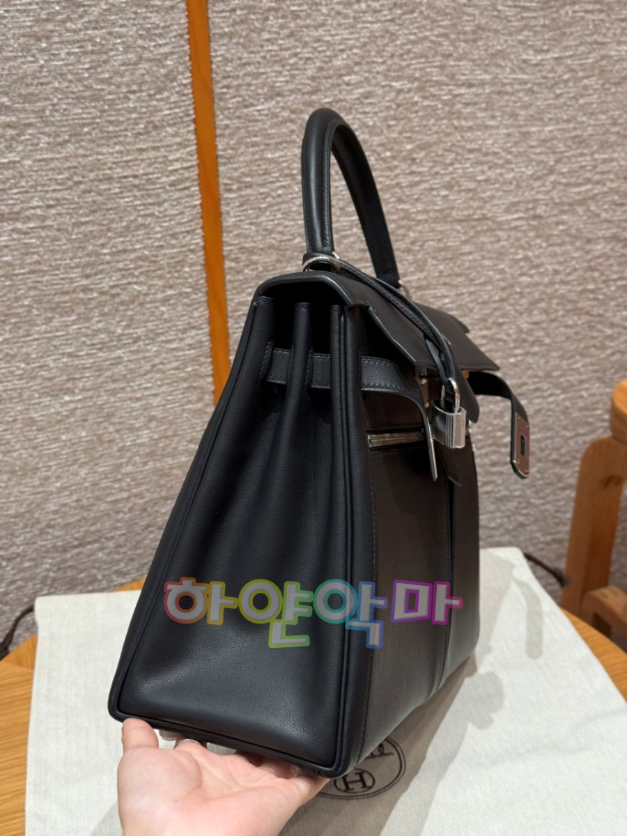 하얀악마 에르 라키스 (13).jpg