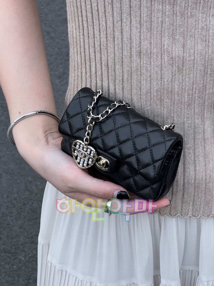 하얀악마 샤넬 가방 (2).jpg