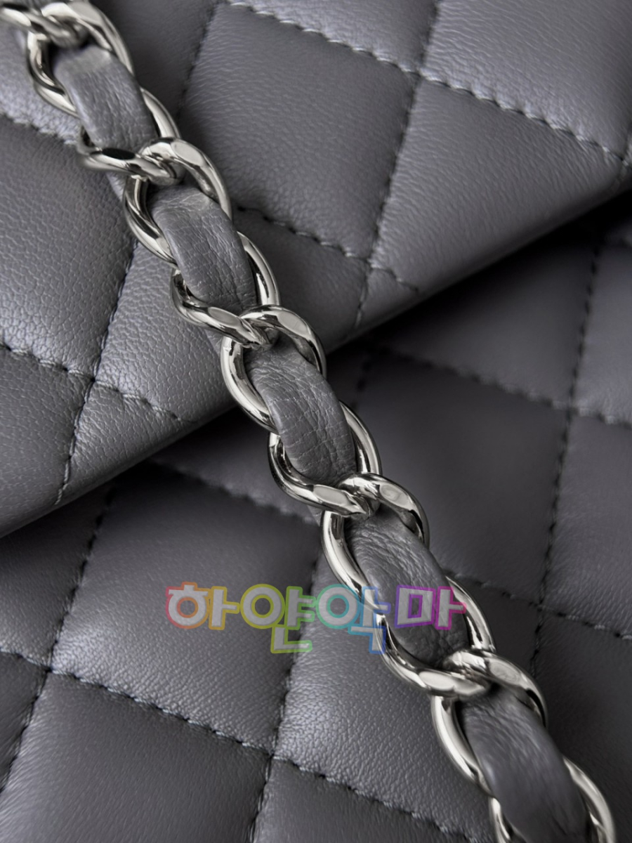 하얀악마 샤넬 플랩백 (15).jpg