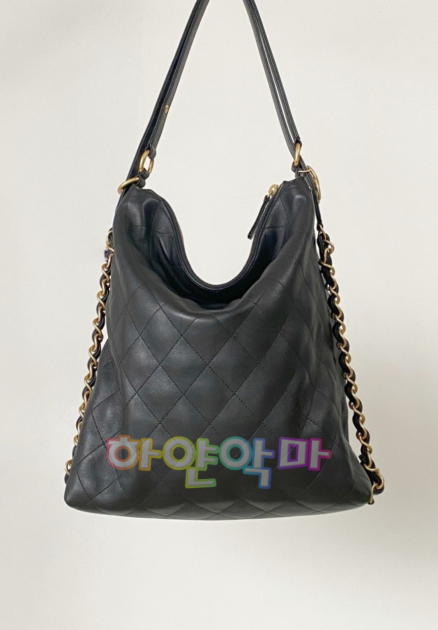 하얀악마 샤넬 가방 (4).jpg