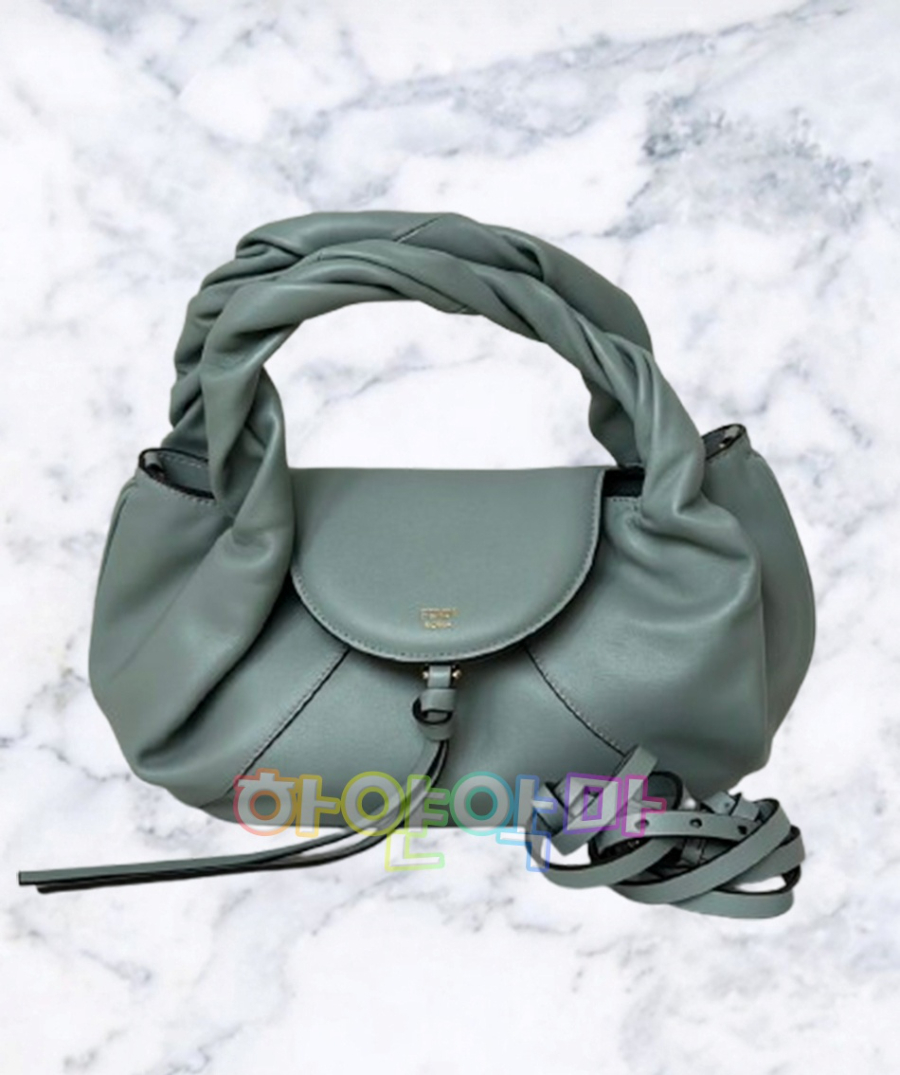 하얀악마 펜디 스파이 (12).jpg