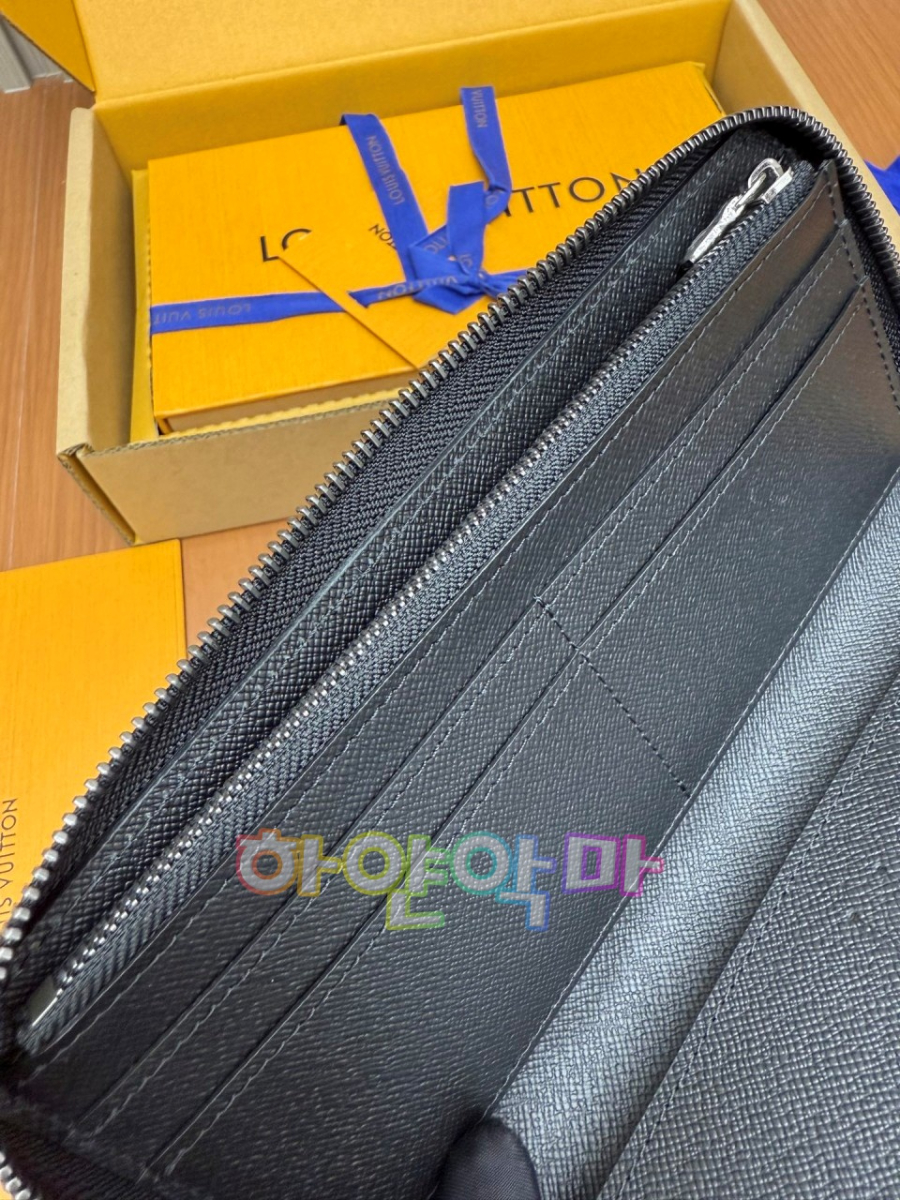 하얀악마 루이 지갑 (4).jpg