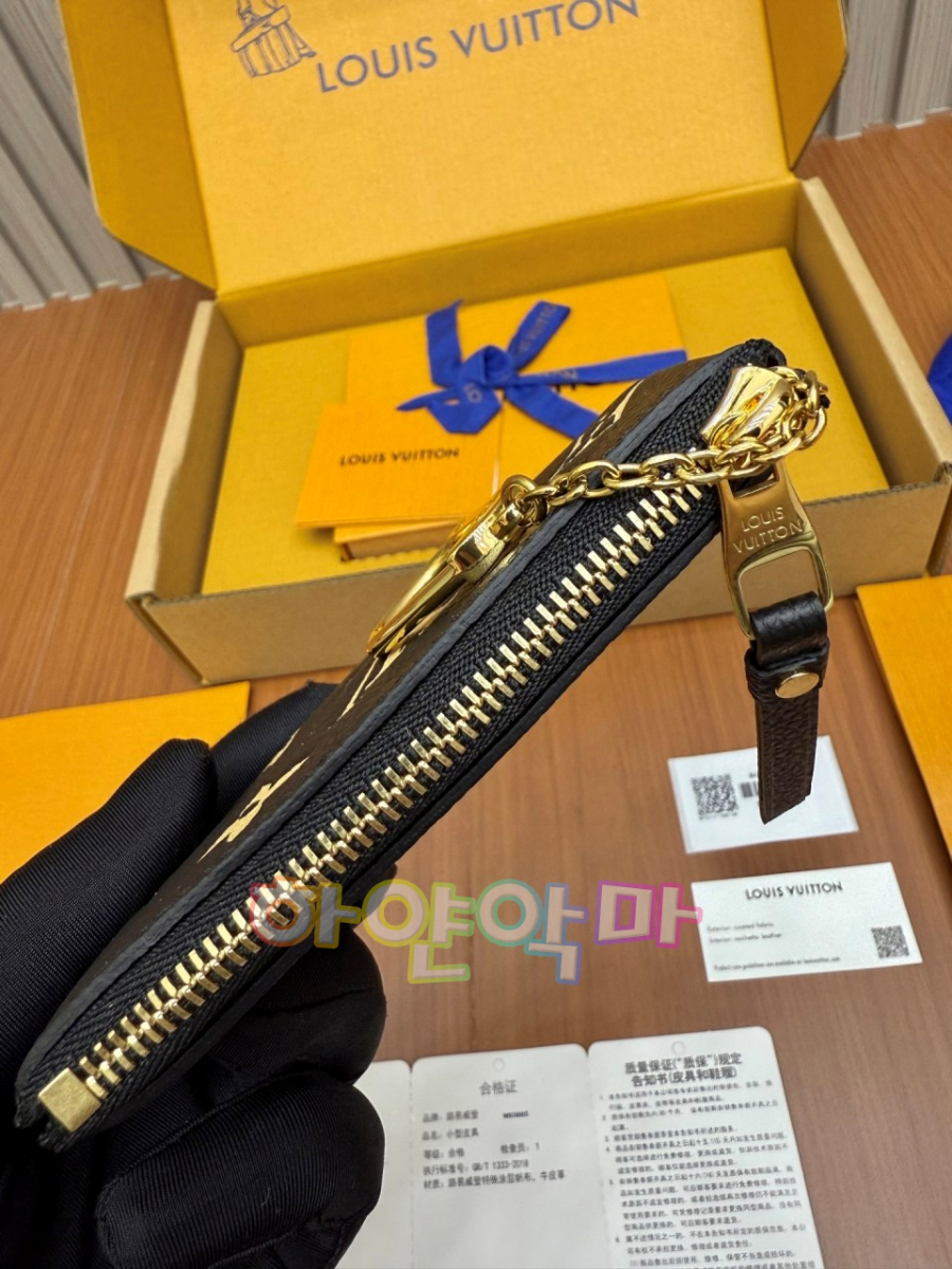 하얀악마 루이 지갑 (9).jpg