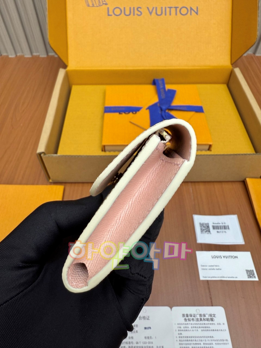 하얀악마 루이 지갑 (9).jpg