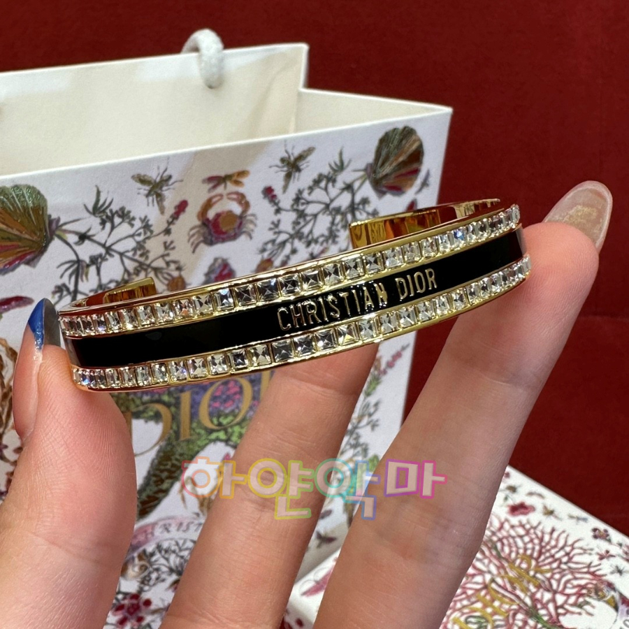 하얀악마 디올 팔찌 (2).jpg