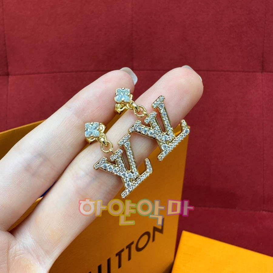 하얀악마 루이 귀걸이 (5).jpg