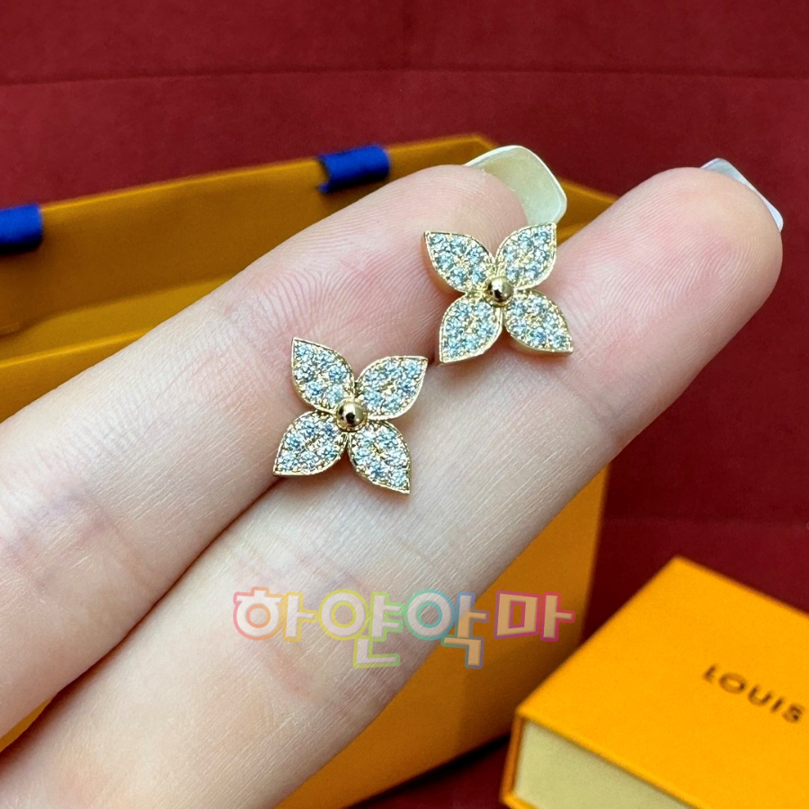 하얀악마 루이 귀걸이 (4).jpg