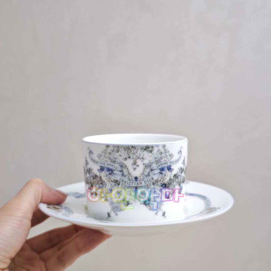하얀악마 디올 커피잔 (3).jpg