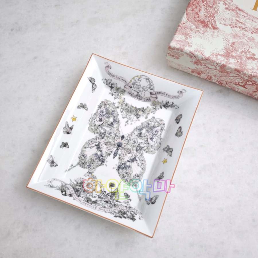 하얀악마 디올 접시 (4).jpg