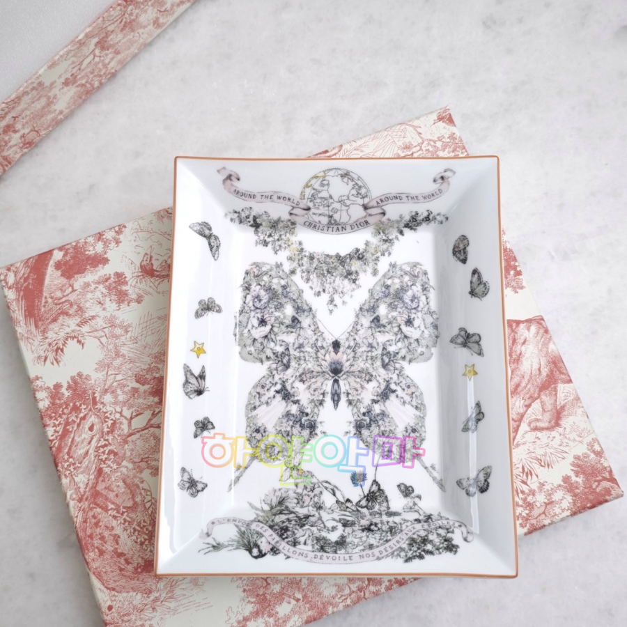 하얀악마 디올 접시 (7).jpg