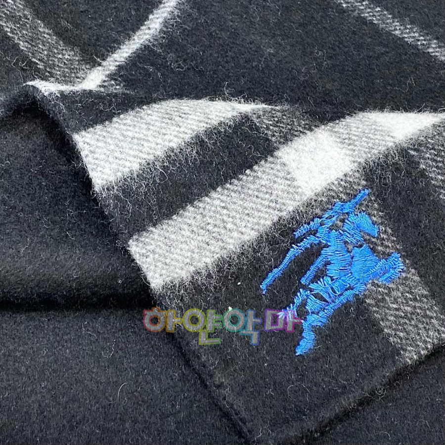 하얀악마 버버리 케이프 (6).jpg