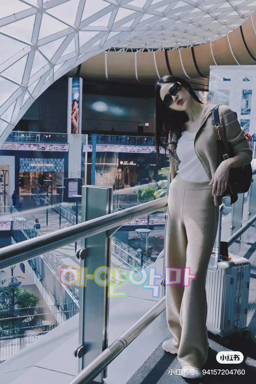 하얀악마 디올 바지 (1).jpg