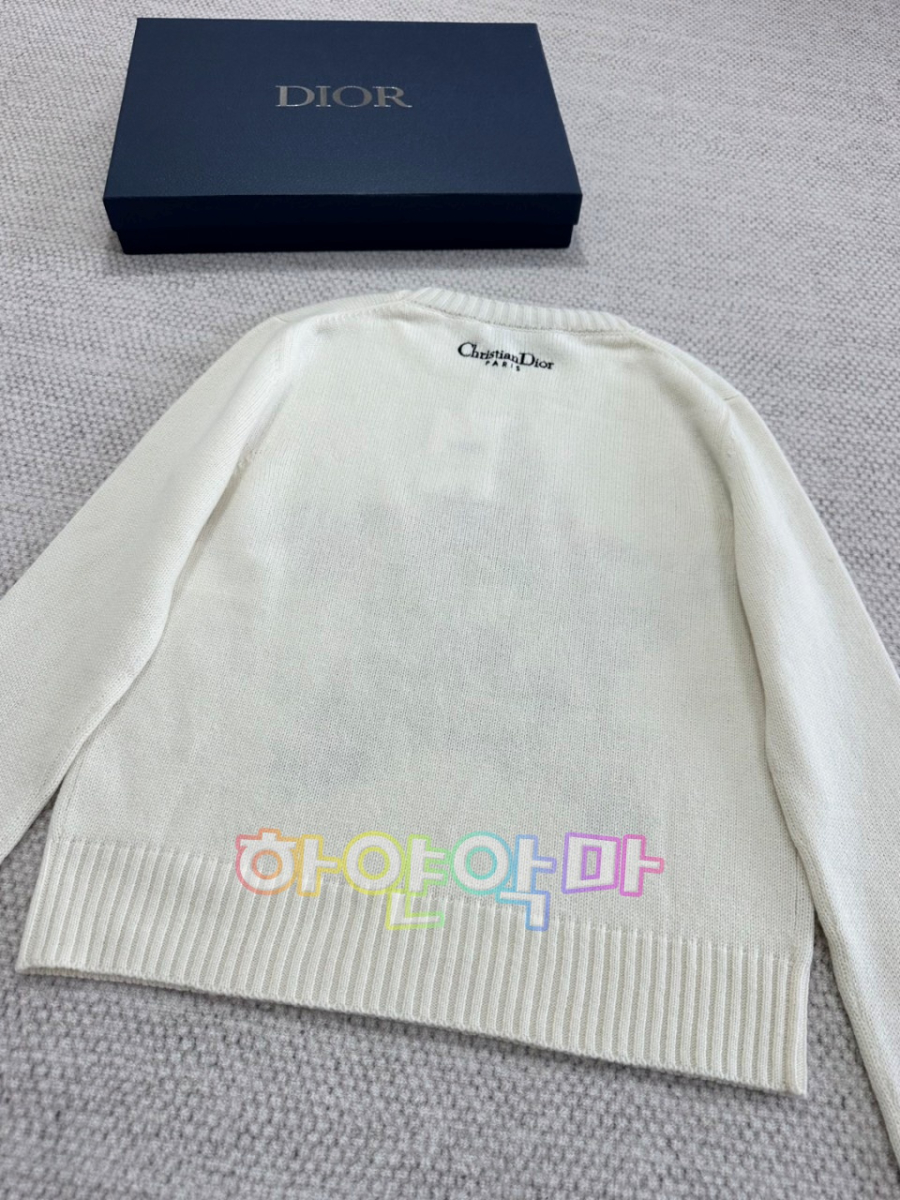 하얀악마 디올 니트 (9).jpg