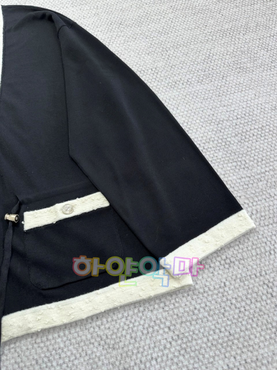 하얀악마 샤넬 가디건 (9).jpg