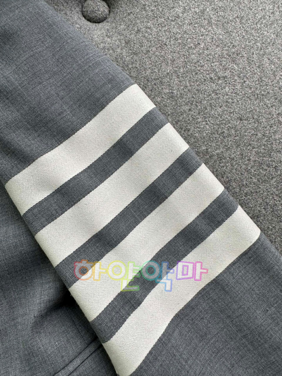 하얀악마 톰브라운 자켓 (17).jpg