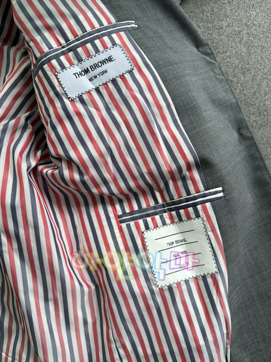 하얀악마 톰브라운 자켓 (22).jpg