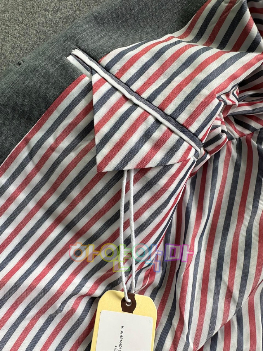 하얀악마 톰브라운 자켓 (23).jpg