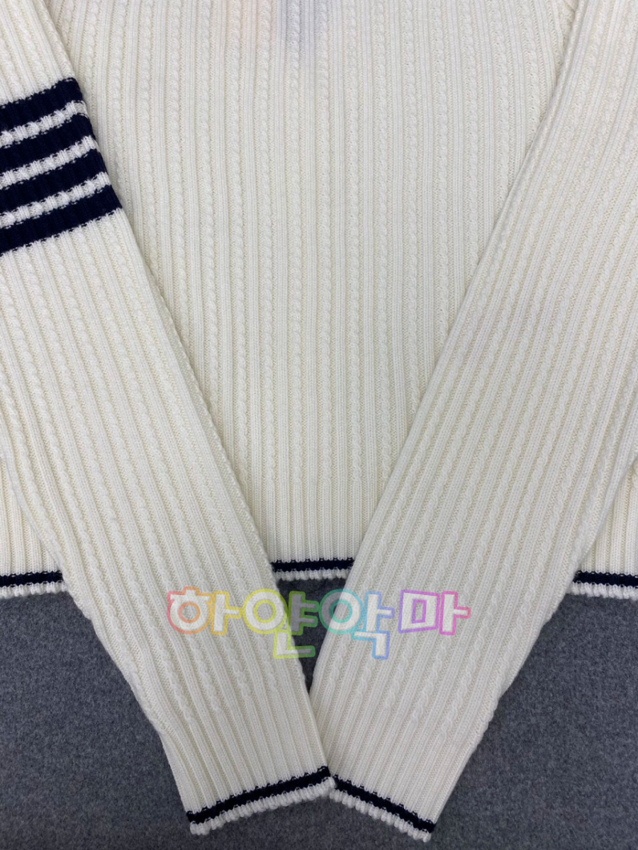 하얀악마 톰브라운 가디건 (13).jpg