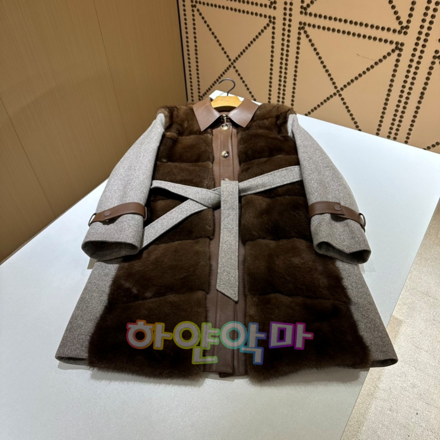 하얀악마 로로 코트 (1).jpg