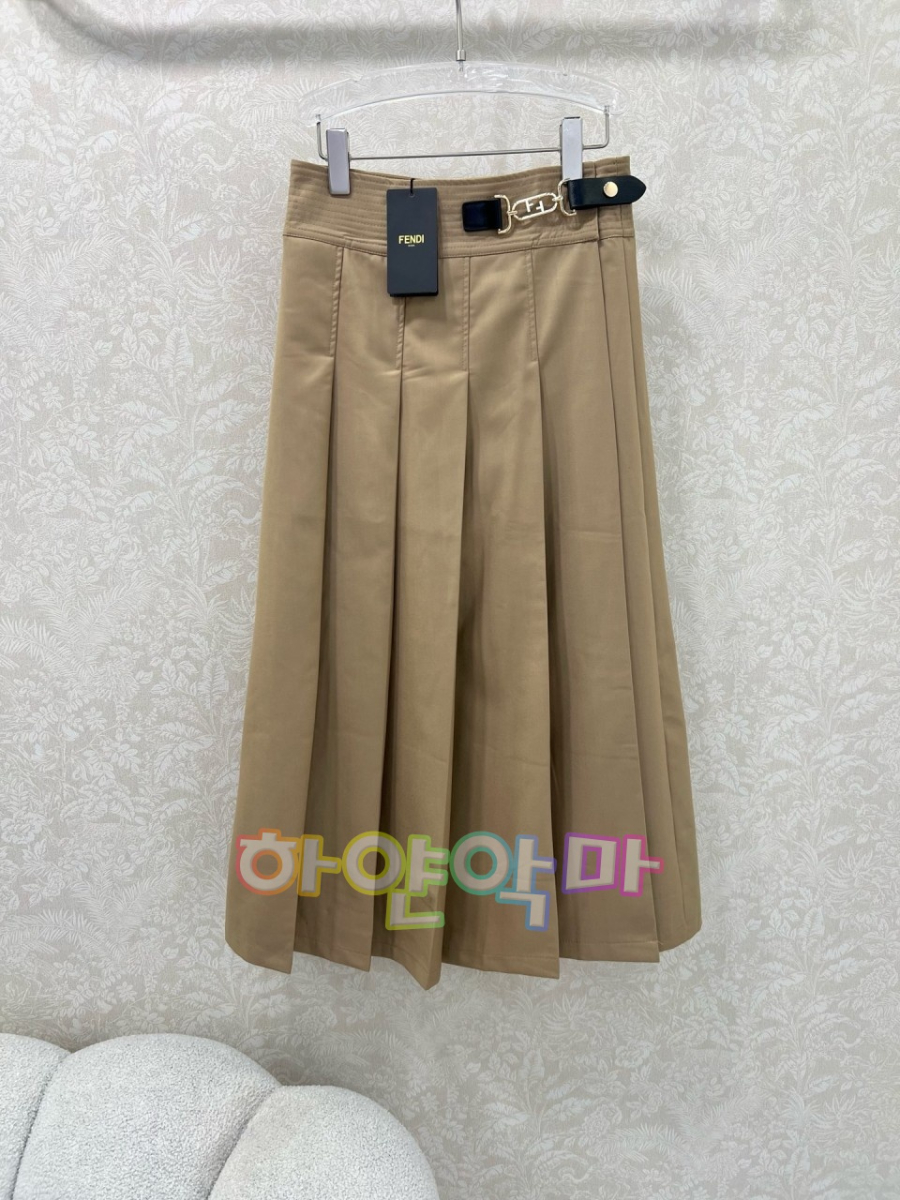 하얀악마 펜디 치마 (5).jpg